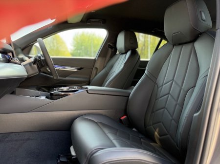 2026 BMW 5 Series - photo 5