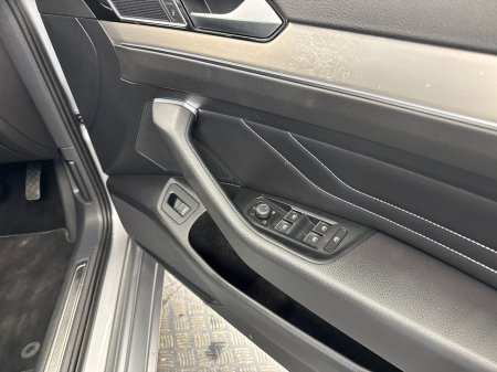 2022 Volkswagen Passat - thumbnail 11