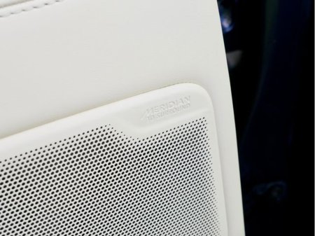 2025 Land Rover Range Rover - thumbnail 15