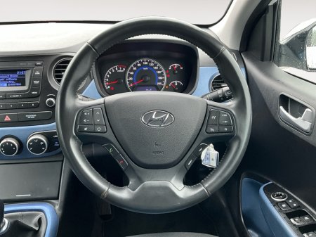 2020 Hyundai i10 DELUXE 4DR €13,950 thumbnail