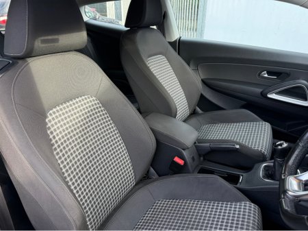 2016 Volkswagen Scirocco 1.4 TSI BLUEMOTION 125PS 3DR €12,950 thumbnail