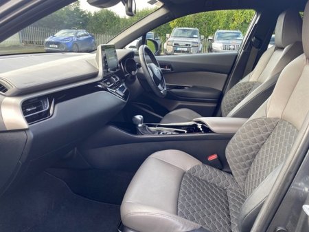 2022 Toyota C-HR - thumbnail 6