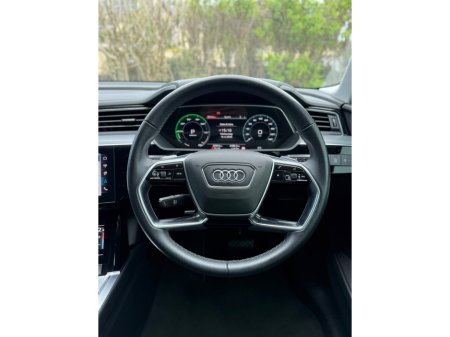 2024 Audi Q8 - thumbnail 32