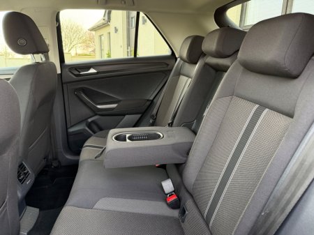 2018 Volkswagen T-Roc - thumbnail 17