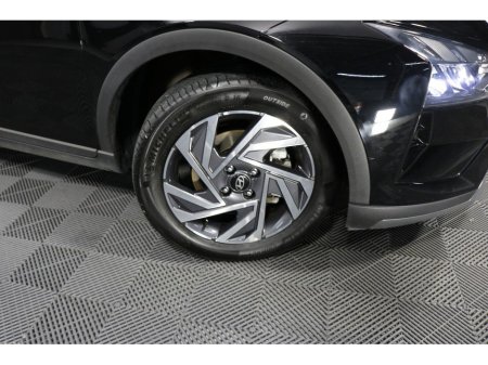 2025 Hyundai Bayon - thumbnail 3