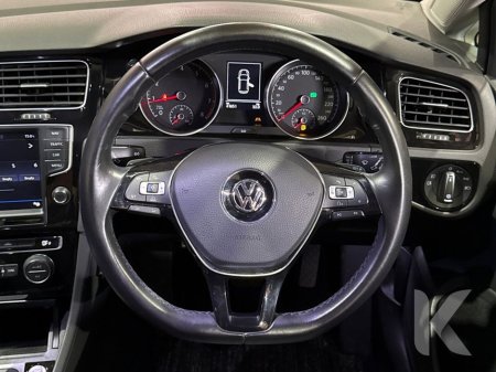 2017 Volkswagen Golf - thumbnail 16