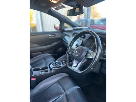 2018 Nissan Leaf - thumbnail 7