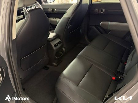 2026 Kia EV4 - thumbnail 13