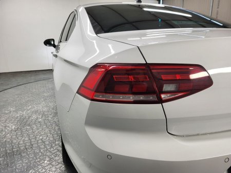 2021 Volkswagen Passat - thumbnail 19
