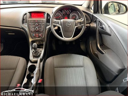 2015 Opel Astra - thumbnail 12