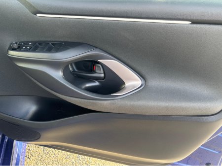 2020 Toyota Yaris TOYOTA YARIS €17,950 thumbnail