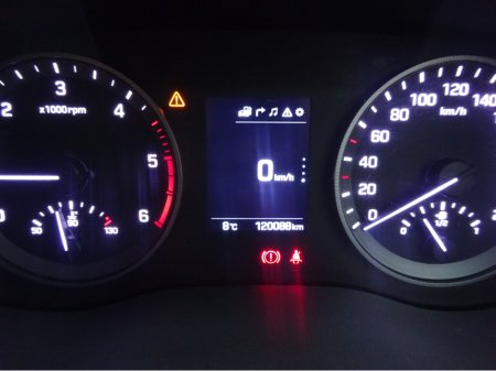 2017 Hyundai Tucson 1.7 EXECUTIVE 5 DOOR LOW MILEAGE €11,950 thumbnail