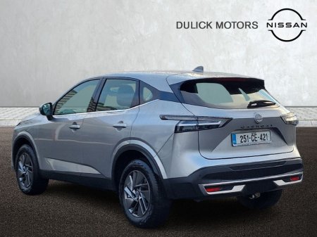 2025 Nissan Qashqai 1.3 PET MILD HYBRID SV thumbnail