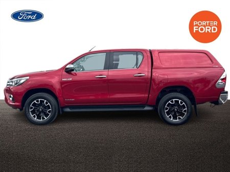 2019 Toyota Hilux 2.4 D4D INVINCIBLE X AUTO *PRICE EX VAT* €32,900 thumbnail