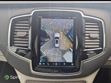 2023 Volvo XC90 - thumbnail 10