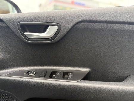 2022 Kia Stonic - thumbnail 12