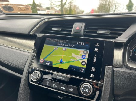 2018 Honda Civic - thumbnail 13