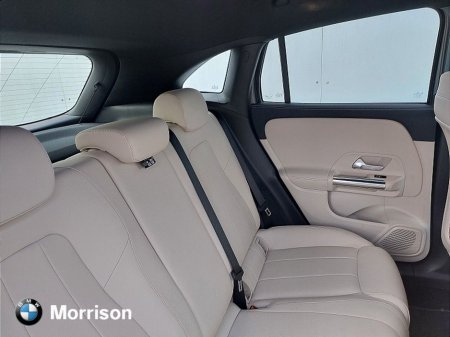 2021 Mercedes-Benz GLA Class GLA 180 d Auto Progressive €34,995 thumbnail