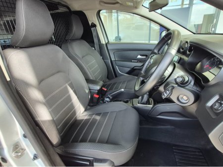 2022 Dacia Duster - thumbnail 7