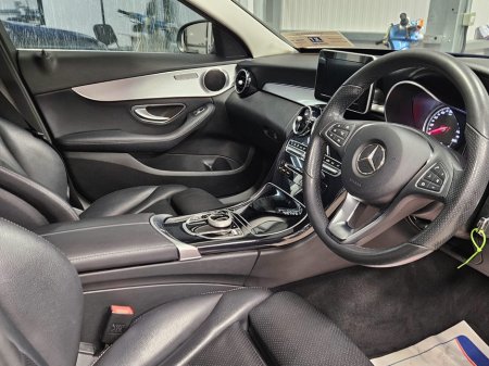 2018 Mercedes-Benz C Class C 350 E A/T Avantgarde €18,950 thumbnail