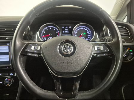2015 Volkswagen Golf **HIGHLINE**ONLY 64000KMS**ALCANTARA SEATS*17" ALLOYS**LANE ASSIST**KEYLESS ENTRY AND START**ADAPTIVE CRUISE CONTROL**DUAL ZONE CLIMATE CONTROL**REVERSE CAMERA**BLUETOOTH STREAMING**FOLDING MIRRO €15,449 thumbnail