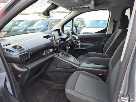 2024 Peugeot Rifter Allure Lowered Floor Wheelchair Access €24,995