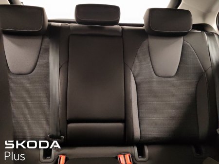 2025 Skoda Octavia - thumbnail 27