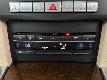 2015 Mercedes-Benz E Class - thumbnail 12