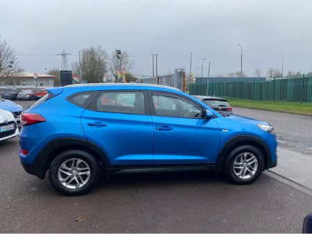 2016 Hyundai Tucson - thumbnail 3