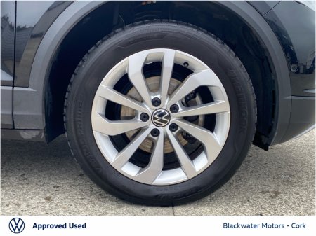2024 Volkswagen T-Roc 2.0TDI 116BHP STYLE WITH REARVIEW CAMERA €34,995 thumbnail