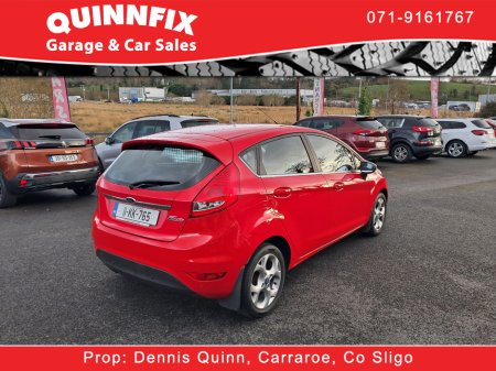 2011 Ford Fiesta - thumbnail 5