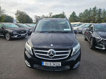2017 Mercedes-Benz V Class - thumbnail 3