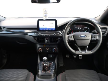2021 Ford Focus 1.0T EcoBoost Hybrid 125PS ST-Line €22,995 thumbnail