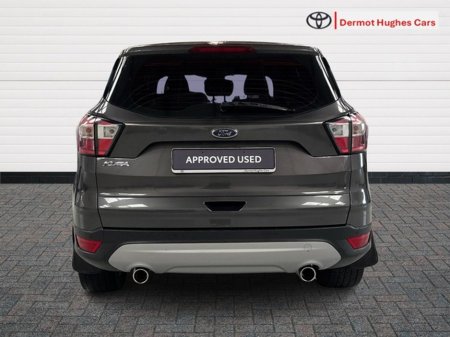 2018 Ford Kuga - view 4