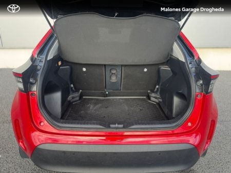 2024 Toyota Yaris Cross - thumbnail 8