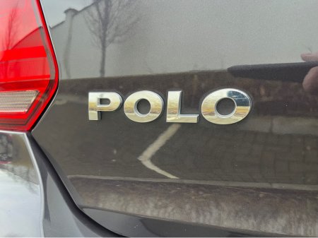 2015 Volkswagen Polo - thumbnail 17