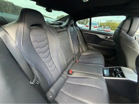 2020 BMW 8 Series - thumbnail 31