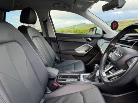 2023 Audi Q3 - thumbnail 12