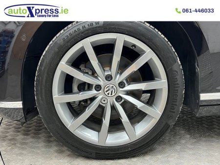 2019 Volkswagen Passat 2.0 TDI HIGH LINE Automatic, Reversing camera €26,995 thumbnail