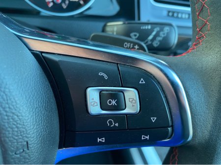 2016 Volkswagen Golf GOLF GTI CLUBSPORT TRACK EDITION 2016 (162) €24,995 thumbnail