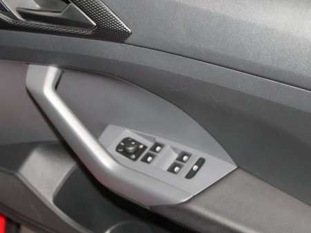 2020 Volkswagen T-Cross Life 1.0 TSI M5F 95HP 5DR €19,999 thumbnail