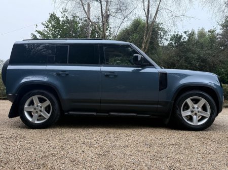2023 Land Rover Defender 3.0D 110 SE 3 Seat Commercial €50,365 thumbnail