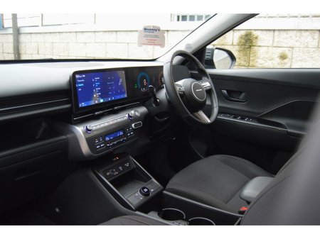 2023 Hyundai Kona 1.6 HYBRID Signature Auto €29,995 thumbnail