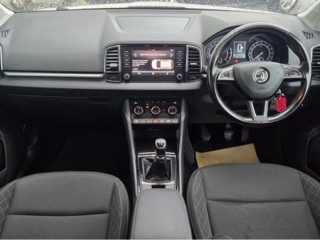 2018 Skoda Karoq AMBITION 1.6 TDI 116HP 4 4DR €14,990 thumbnail