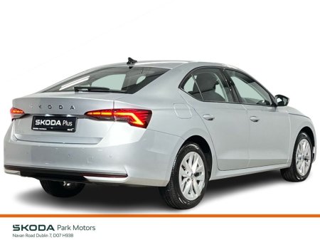 2025 Skoda Octavia Selection 2.0TDI 115BHP - Reversing Camera - Climate Control - Cruise Control - Apple CarPlay/Android Auto - Auto Lights/Wipers €33,950