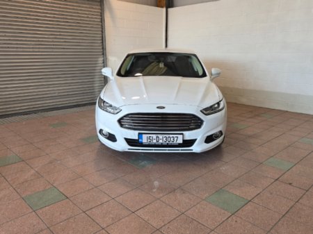 2015 Ford Mondeo - view 3