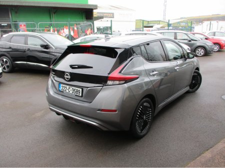 2022 Nissan Leaf - thumbnail 5