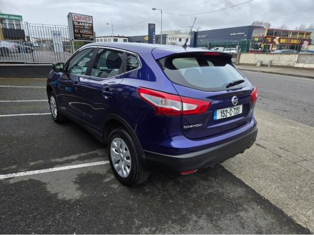 2015 Nissan Qashqai - thumbnail 5