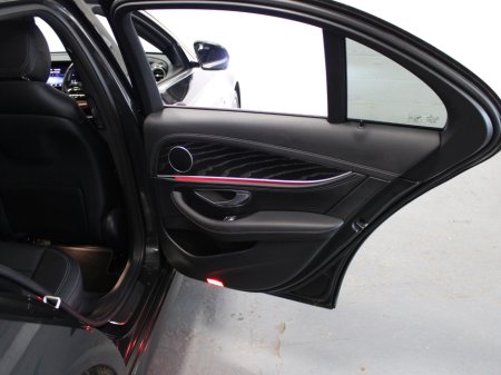 2021 Mercedes-Benz E Class - thumbnail 28