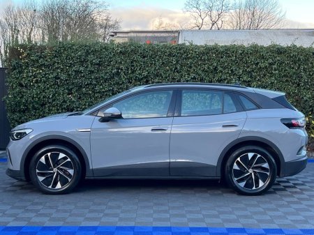 2021 Volkswagen ID.4 PRO LIFE 77KWH // PARKING SENSORS // DIAMOND CUT ALLOYS // LEATHER/ALCANTARA HEATED SEATS €20,900